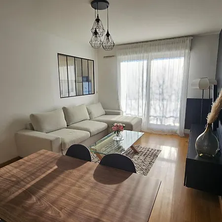 La Commanderie Apartment